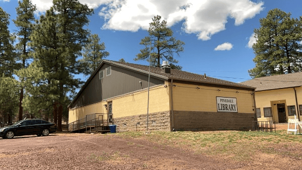 Exterior of Pinedale Public Library