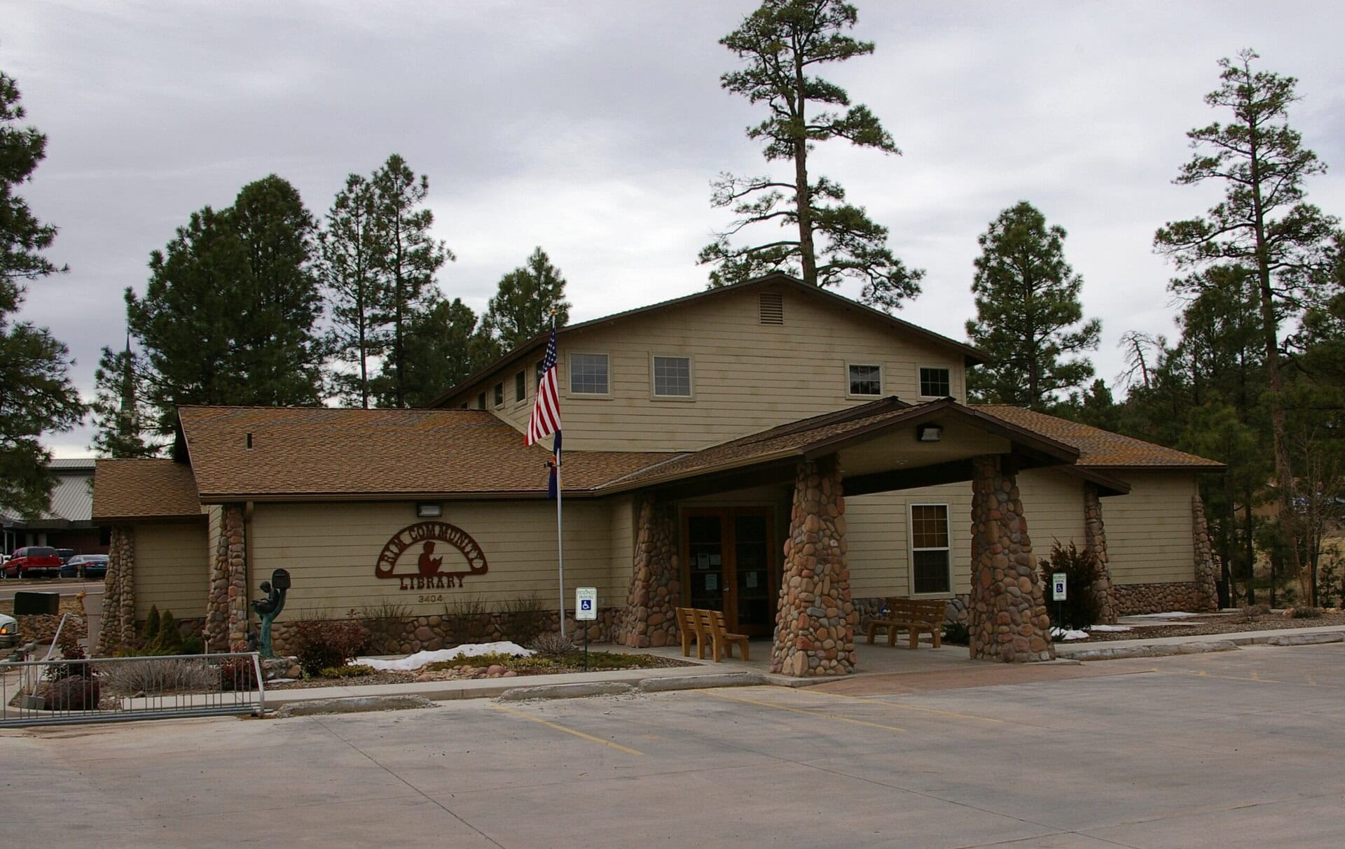 Exterior of Rim Community Library