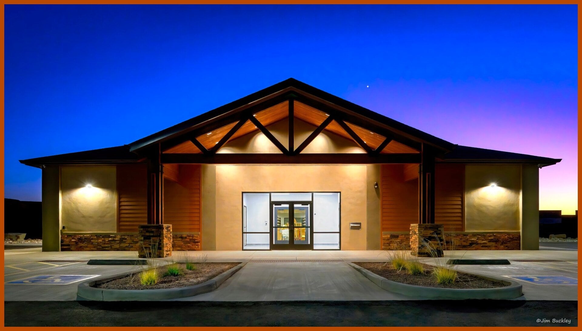 Outside photo of Winslow Public Library